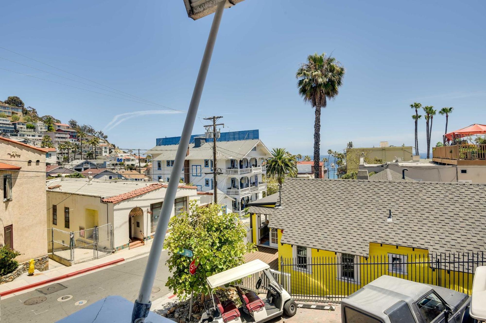 Charming Catalina Gem With Deck Walk To The Beach! Avalon Exterior photo
