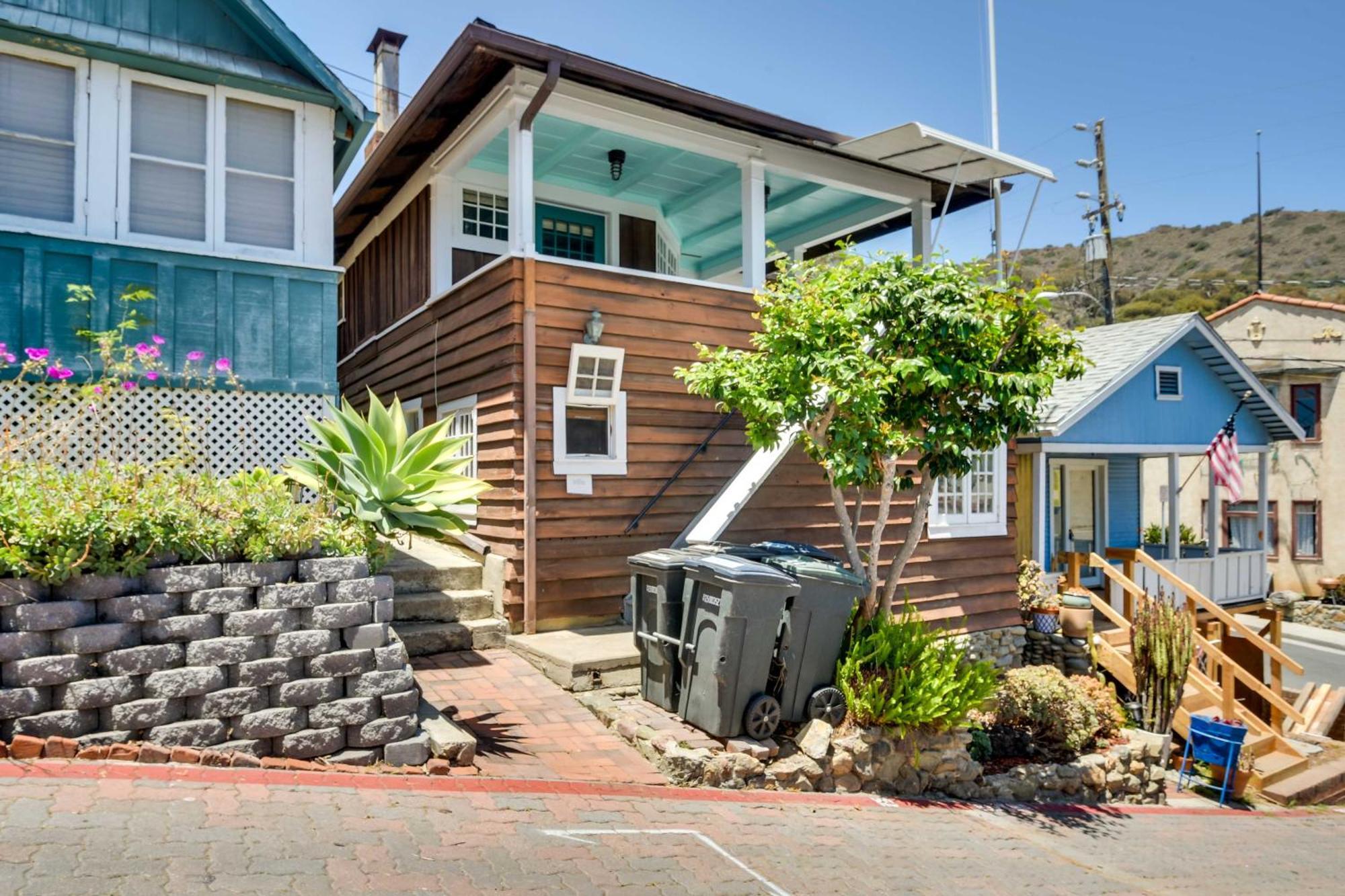 Charming Catalina Gem With Deck Walk To The Beach! Avalon Exterior photo